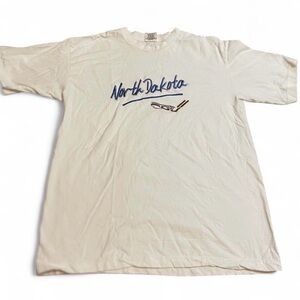 Vintage Men’s Tour Champ 90s North Dakota Embroidered Shirt Size L